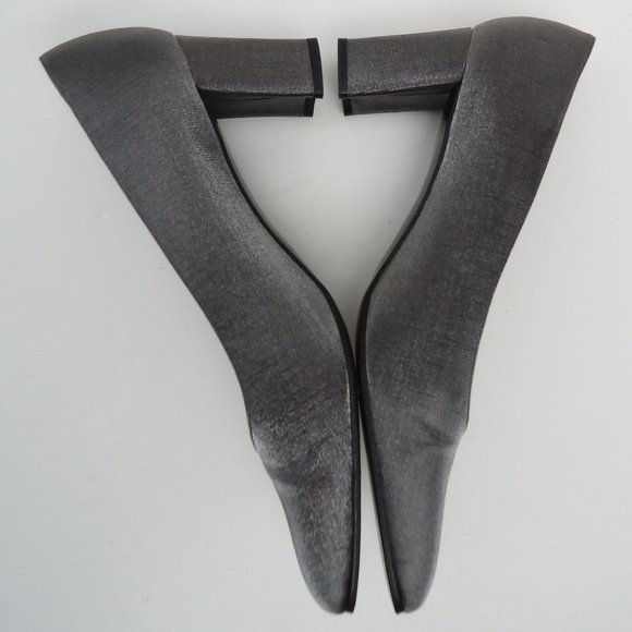 SIZE 9.5 B. Stuart Weitzman dressy satin shoes. - Picture 8 of 16